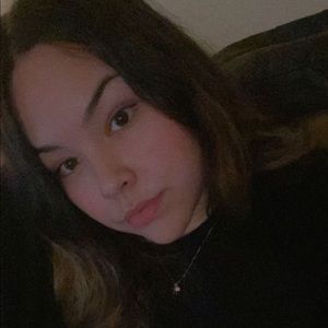 Meet your Posher, Kiana